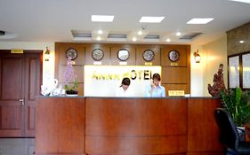 Khách sạn Anna